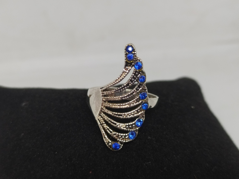  SILVER 925 DEGREES RING WITH BLUE ZIRCON STONES